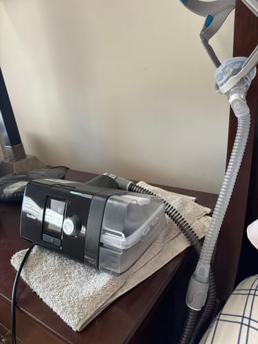 Customer photo review of ResMed AirSense 10 AutoSet 4G With HumidAir & ClimateLineAir Heated Tubing