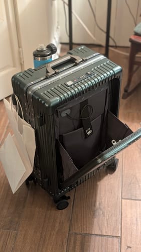 Rose S. review of Carry-On: All-in-One image 1 out of 1