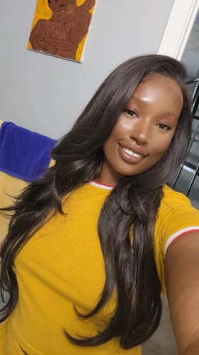 Customer photo review of Bobbi Boss Crystal Clear Glueless Pre-Plucked 13x7 Deep HD Full Lace Wig - MLF772 JORDYN