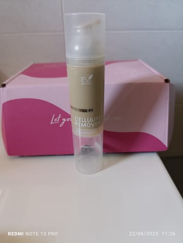 Customer photo review of Cellulite Remover