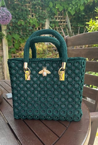 Vivien H. review of CrochetPark™ Garden Bee Crochet Bag Kit image 1 out of 1