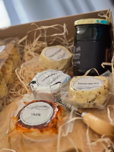 Customer photo review of Ready to Share Picnic Basket