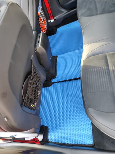 Jörg B. review of Auto Fußmatten nach Maß - Komplettset image 2 out of 4