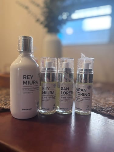 Customer photo review of 3 Aceites + 1 Shampoo Para Barba · Paquete 4 Piezas