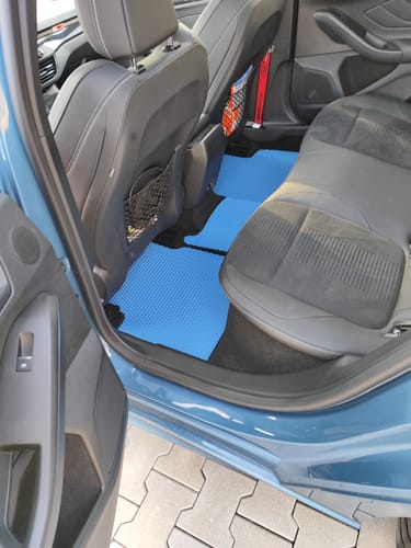 Jörg B. review of Auto Fußmatten nach Maß - Komplettset image 3 out of 4