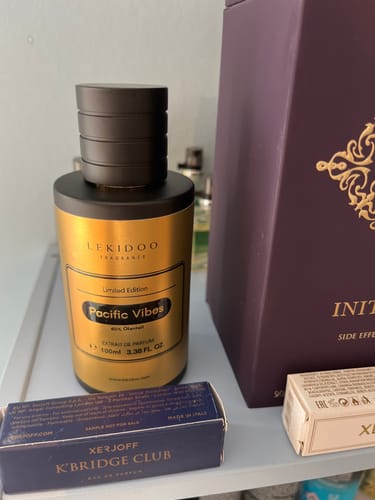 Customer photo review of Pacific Vibes