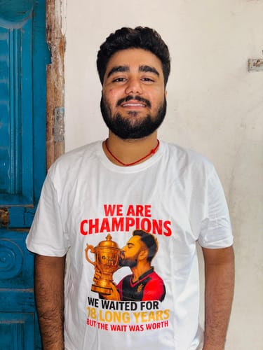 Customer photo review of RCB- We are Champions Limited Edition. -- Tribute to all RCB/ KingKohli Fans.