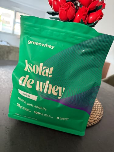 Aurore Q. review of Isolat de Whey Native image 1 out of 1