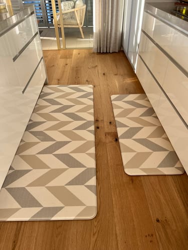 Customer photo review of Gainsboro Soft Padded Herringbone Kitchen Mat