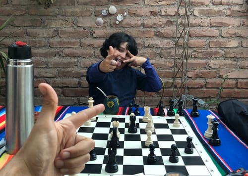 Customer photo review of Tablero de ajedrez profesional de vinilo ABS peso normal