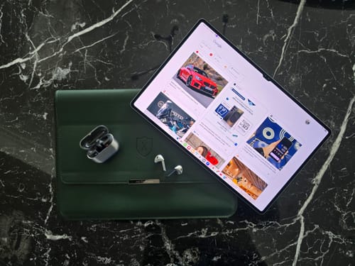 Customer photo review of Funda Notebook Smart Case