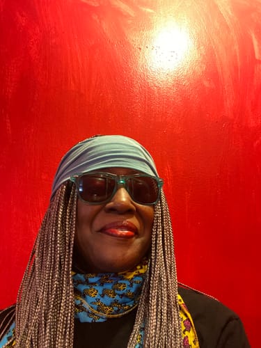 Customer photo review of Knotless Braid Wig, 13x4 Lace Frontal, Color 1B, Glueless (Sade)
