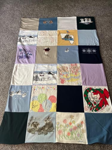 Customer photo review of Premium T Shirt Quilt