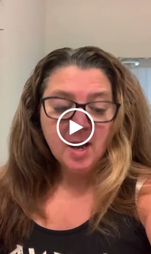 Customer video review of Instant Dye Shampoo
