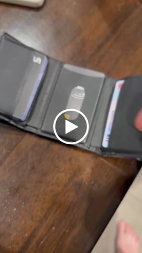 Customer video review of SPOTMINDERS. Tracking card