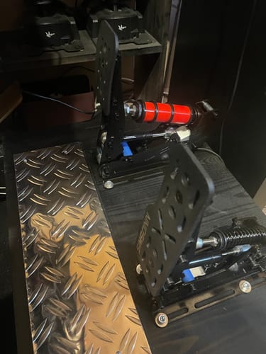 Customer photo review of Simsonn Plus X Racing Simulation Pedal – Compatible with Simsonn Rumble Module
