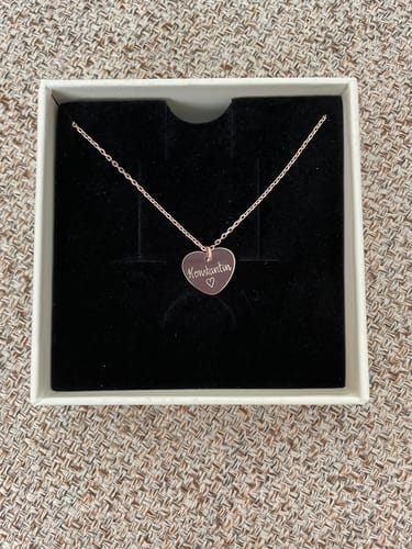 Customer photo review of Herzkette mit Gravur