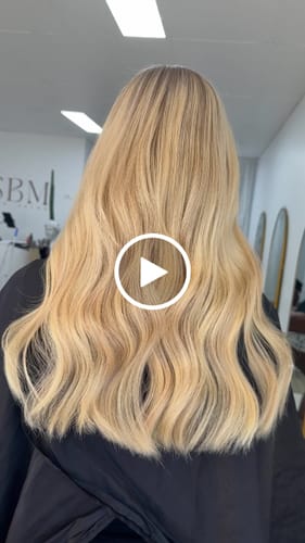 Customer video review of 18 Inch Mini Weft Hair Extensions
