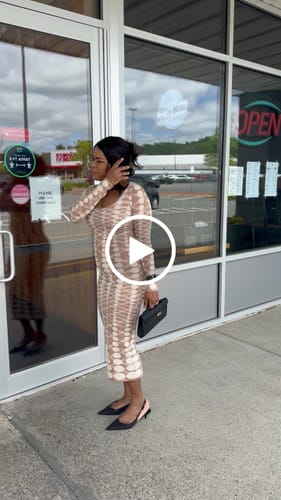 Customer video review of Idalia Beige Abstract Long Sleeve Maxi Dress