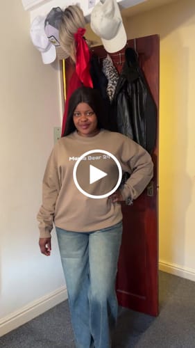 Customer video review of Unisex oversized organic sweatshirt