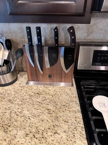 Customer photo review of Walnut Magnetic Knives Holder