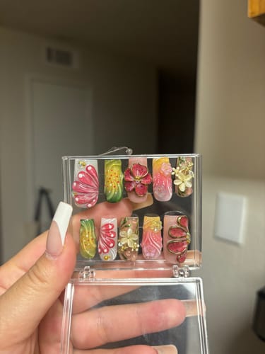 Customer photo review of Petalia