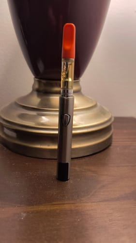 Customer photo review of Formula26 Blue Dream Sativa 510 Thread THC Delta 8 9 THCJD THCP Cartridge 1g