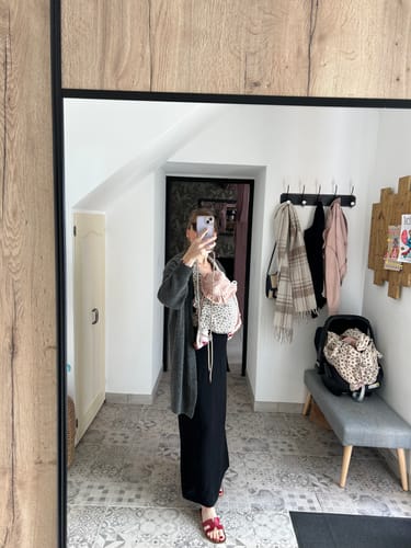 Customer photo review of Leo Exquis Baby Carrier