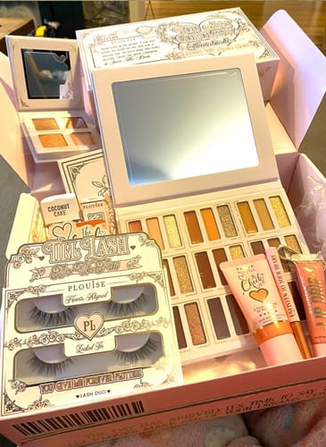 Customer photo review of P. Louise Budget Box (Monthly Subscription) Start Date October