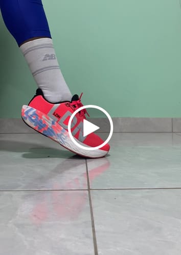 Customer video review of New Balance TCS London Marathon Fresh Foam X 1080 V14 Mujer Urgent Red