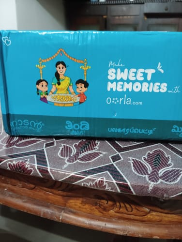 Customer photo review of Palakara Petti (பலகாரப்பெட்டி)