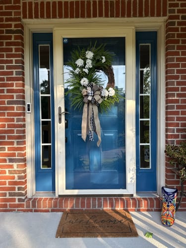 Customer photo review of Neutral Bow - Medium Streamer