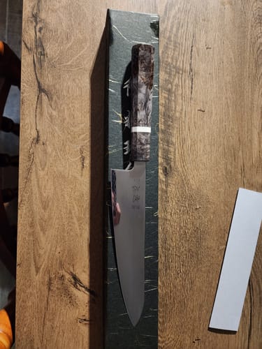 Customer photo review of Hatsukokoro Hikari SLD Birch Gyuto 195mm