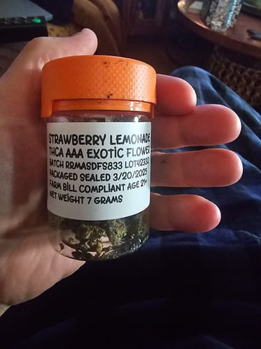 Customer photo review of 39% Strawberry Lemonade THCa Flower 7g SATIVA AAA Indoor