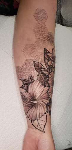 Customer photo review of Painless Tattoo Numbing Cream