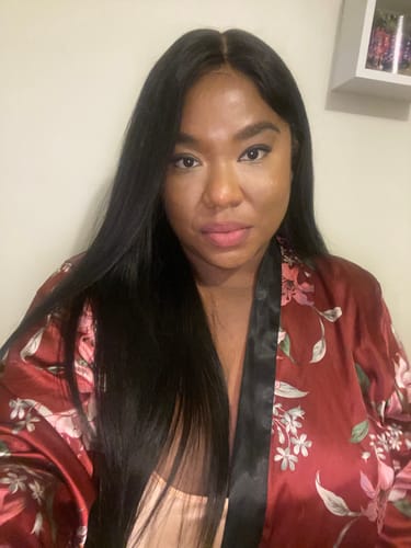 Customer photo review of Flash Sale Wavymy Wear Go Glueless Lace Wigs Human Hair Pre-cut HD Lace Wigs Pre-plucked with Natural Hairline 180% Density