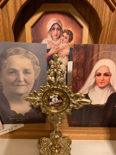 Customer photo review of Saint Thérèse of Lisieux Reliquary -Pediatric Fundraiser