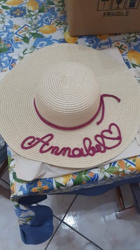 Valentina C. review of Cappello di Paglia Personalizzato con Nome image 1 out of 1