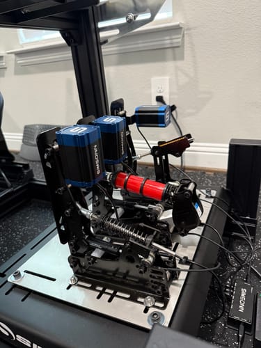 Customer photo review of Simsonn VAM Pro Linear Motor - the Pedals Haptic Reactor for Vibration Feedback