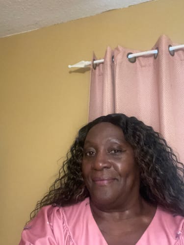 Customer photo review of Sensationnel Curls Kinks Glueless V-Part Wig - V-UNIT 7