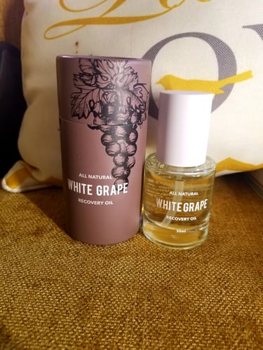 Customer photo review of White Grape Recovery Oil