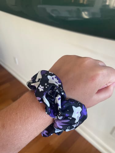 Customer photo review of Hair Scrunchies!