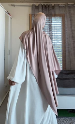 Customer photo review of Jersey Liquid Hijab