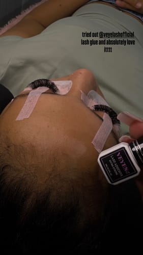 Customer photo review of Extra Strong - Lash Extension Glue