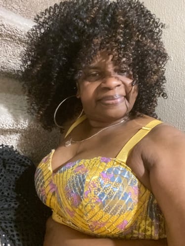 Customer photo review of Outre Converti-Cap Deluxe Half Wig - AFTER MIDNIGHT