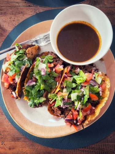 Fotorecensie van een klant over Birria Bomb