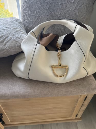 Customer photo review of SOFTBIT MAXI SHOULDER BAG 46 IN WHITE GRAINY LAMBSKIN