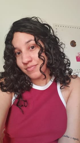 Customer photo review of Peruca Wig Baya Castanho Escuro Cacheada