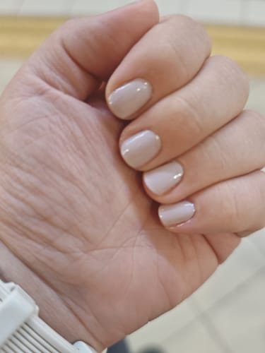 Customer photo review of Зелен реактивен, веган лак за нокти "Didier Lab", natural girl, 10мл