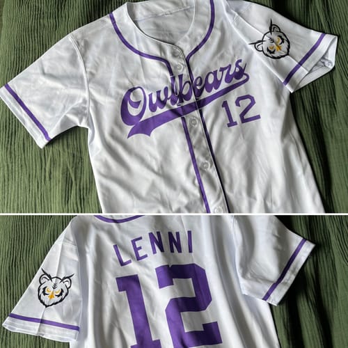 Customer photo review of Benutzerdefiniertes Professionelles Weiß Lavendel Baseballtrikot